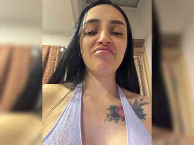 AprilRosse webcam