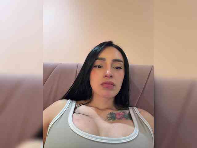 AprilRosse webcam