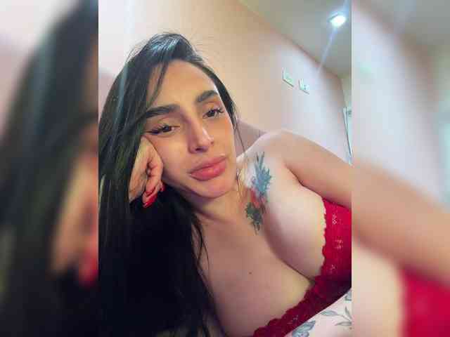 AprilRosse webcam