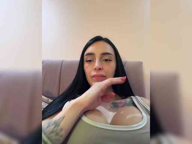 AprilRosse webcam