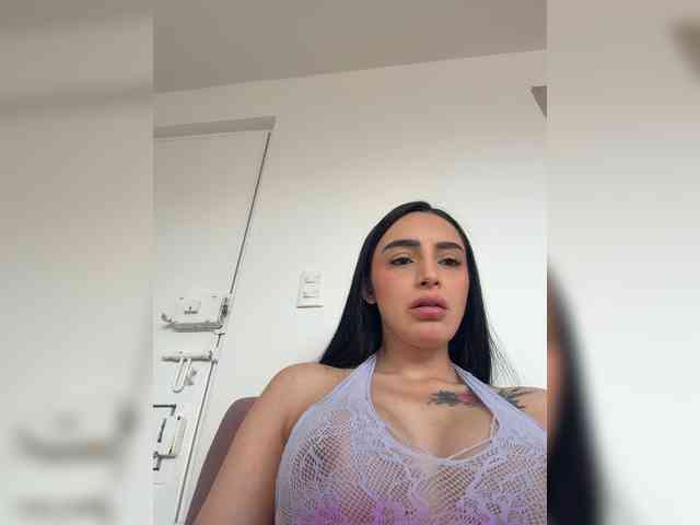 AprilRosse webcam