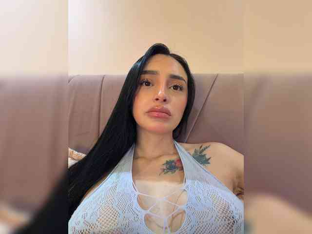 AprilRosse webcam