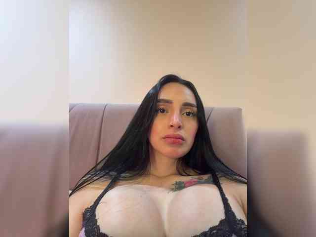 AprilRosse webcam