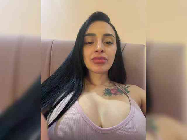 AprilRosse webcam