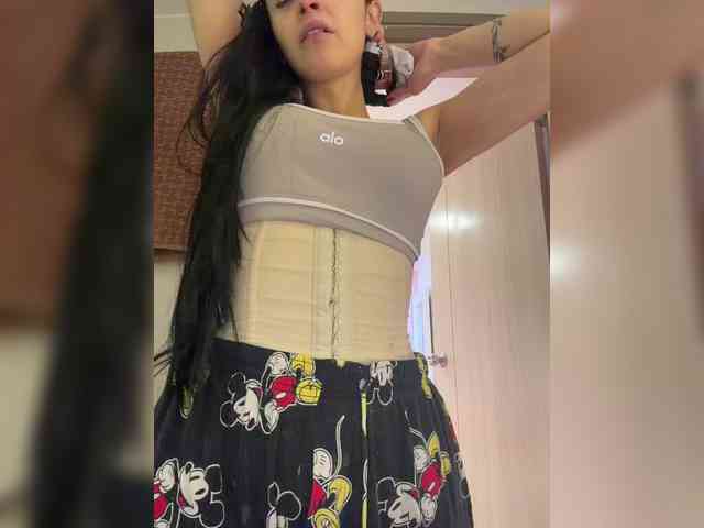 AprilRosse webcam