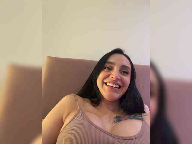 AprilRosse webcam