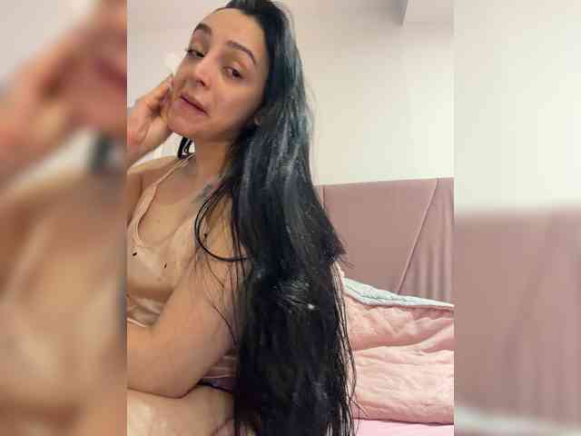 AprilRosse webcam