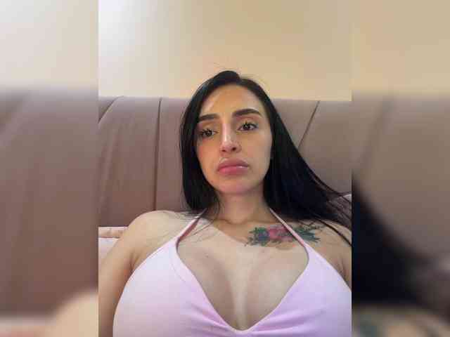 AprilRosse webcam