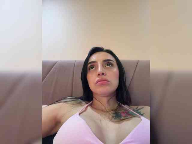 AprilRosse webcam