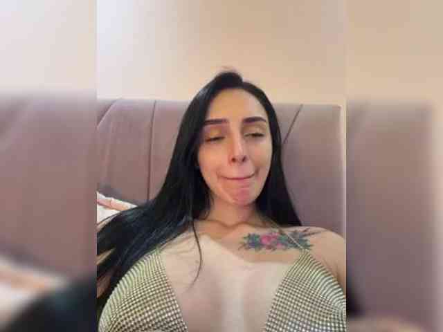 AprilRosse webcam