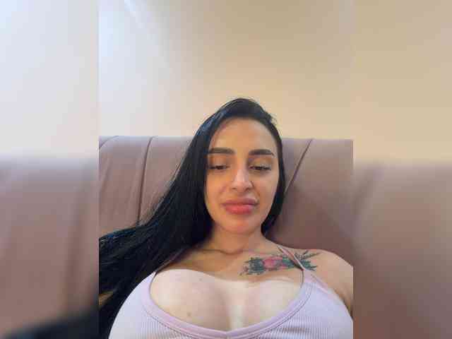 AprilRosse webcam