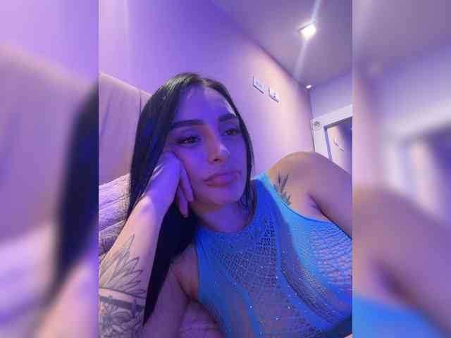 AprilRosse webcam