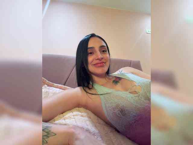AprilRosse webcam