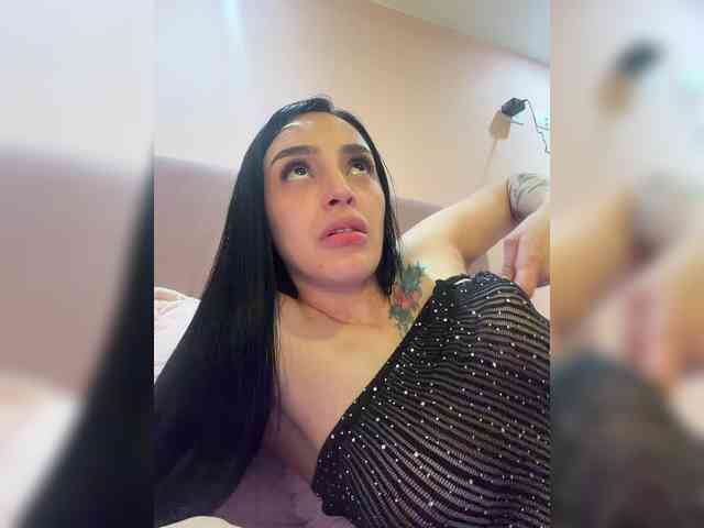 AprilRosse webcam