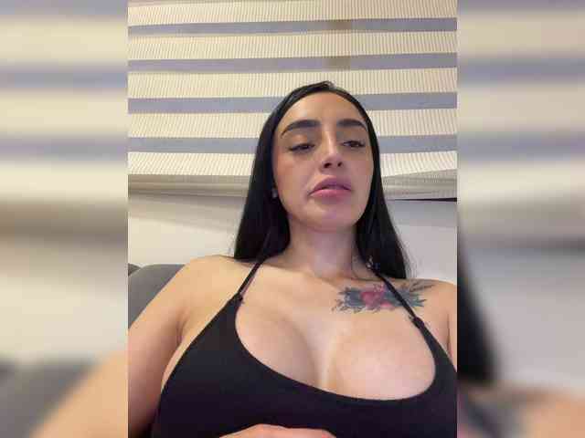 AprilRosse webcam