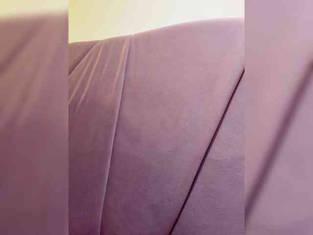 AprilRosse webcam
