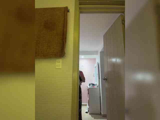 AprilRosse webcam