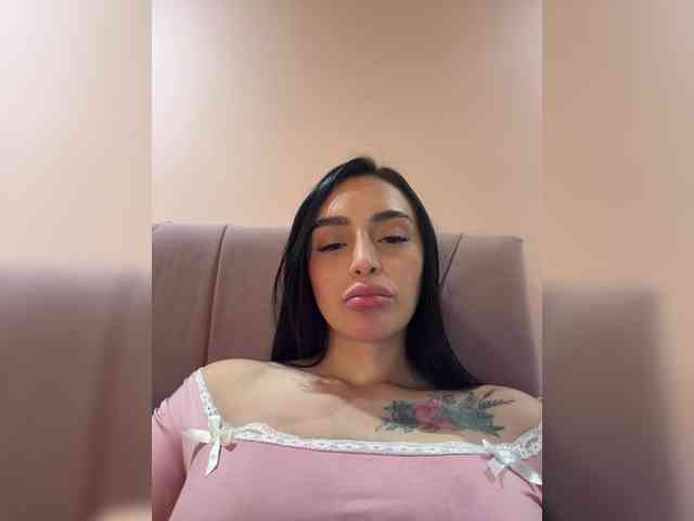 AprilRosse webcam