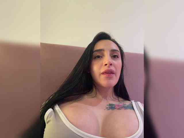 AprilRosse webcam