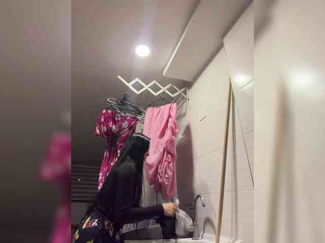 AprilRosse AprilRosse