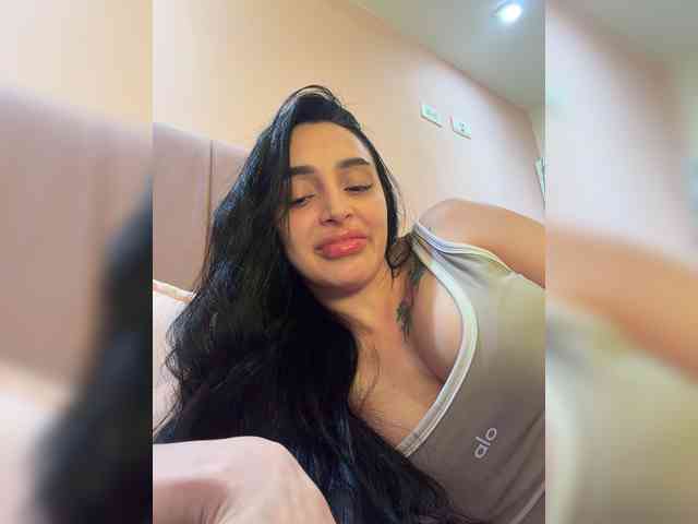 AprilRosse webcam