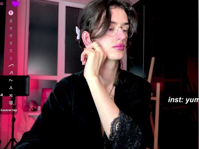 SweetieTati live cam on BongaCams