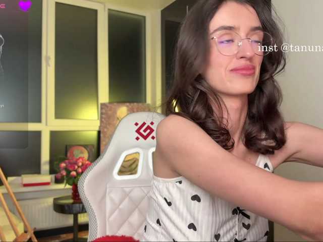 SweetieTati live cam on BongaCams