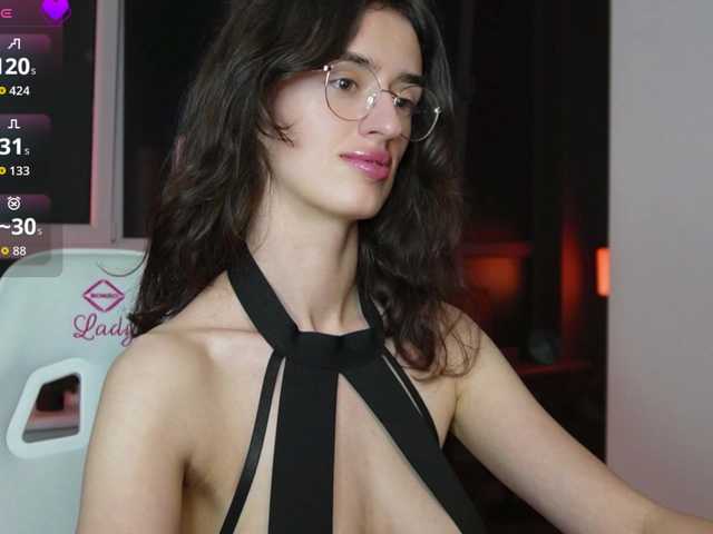 SweetieTati live cam on BongaCams