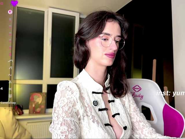 SweetieTati live cam on BongaCams