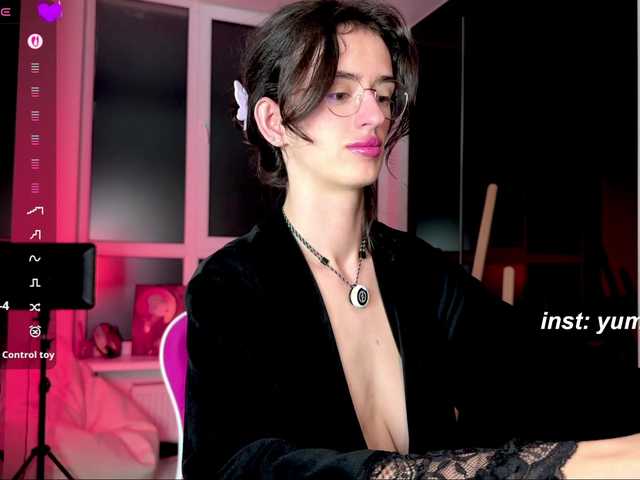 SweetieTati live cam on BongaCams