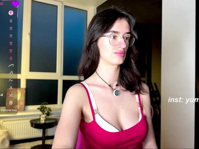 SweetieTati live cam on BongaCams