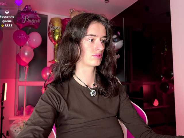 SweetieTati's BongaCams show and profile