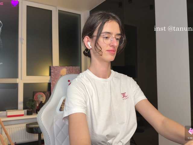 SweetieTati live cam on BongaCams