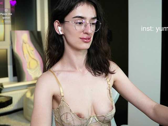 SweetieTati live cam on BongaCams