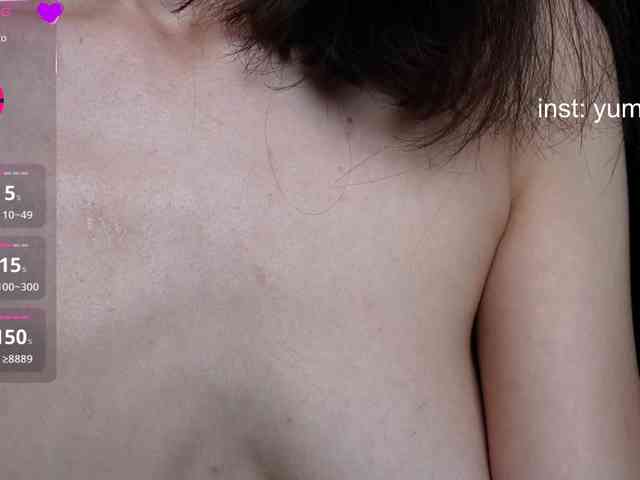 Model: YummyTati