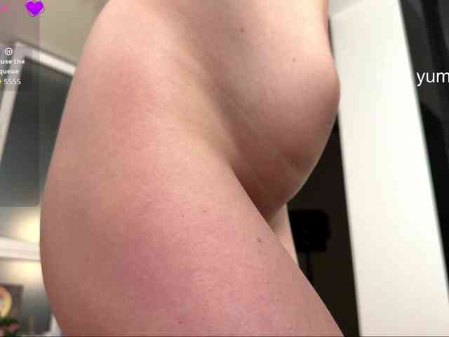 YummyTati webcam