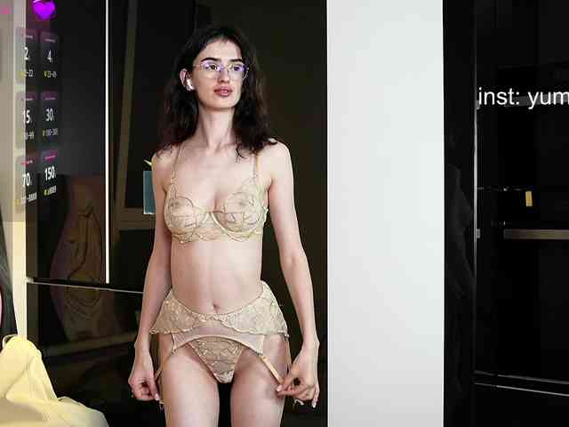 SweetieTati Sex Cam Show