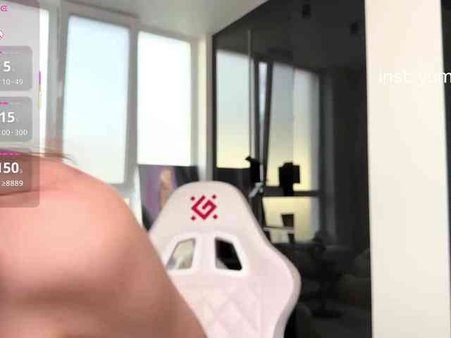 YummyTati webcam