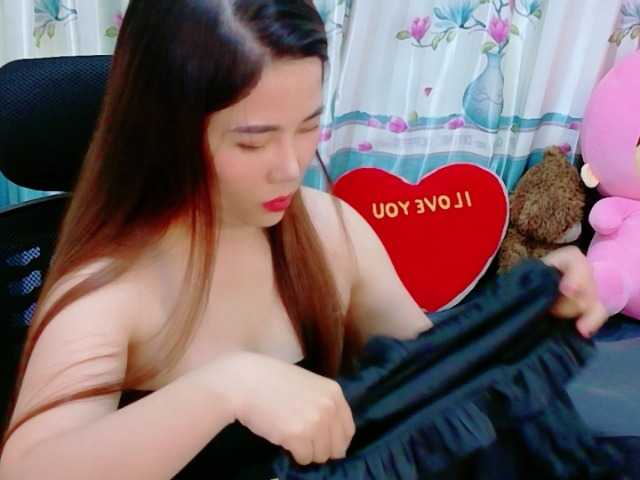 Queendy live cam on BongaCams