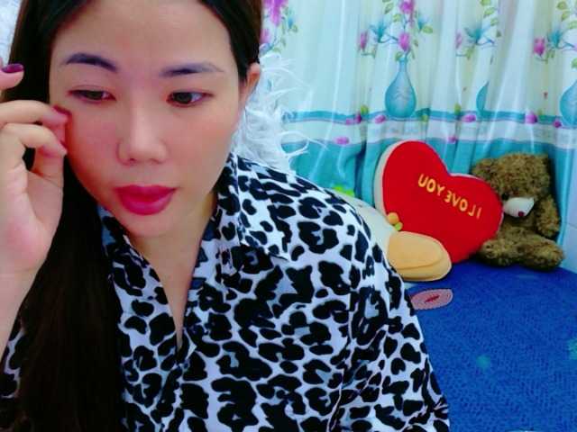 Queendy live cam on BongaCams