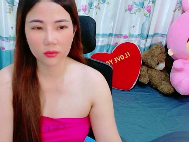 Queendy live cam on BongaCams