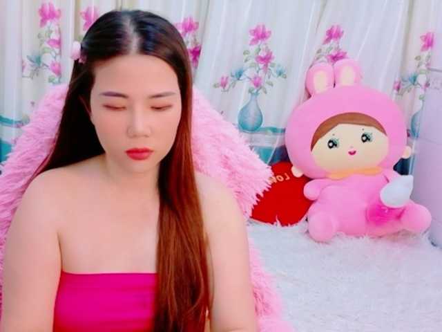 Queendy live cam on BongaCams