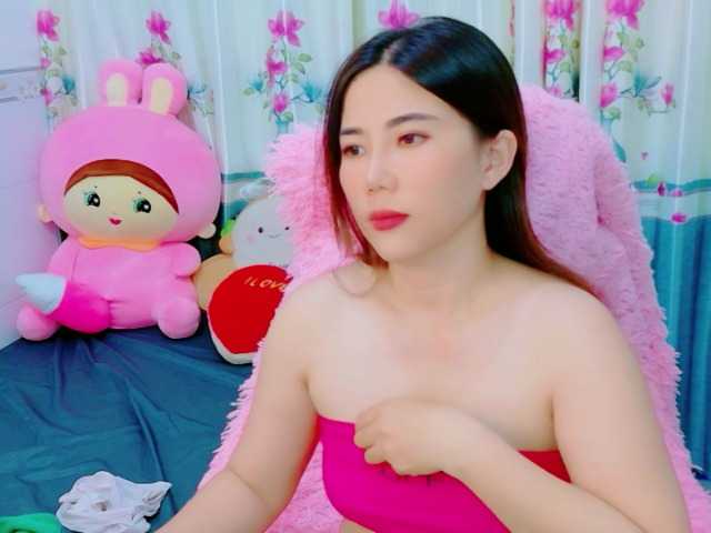Queendy live cam