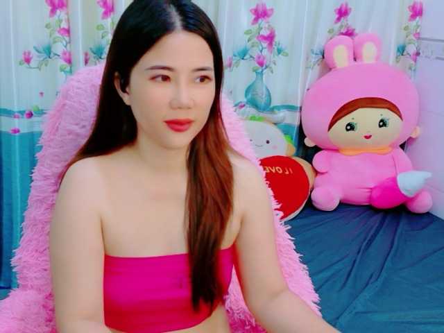Queendy live cam on BongaCams