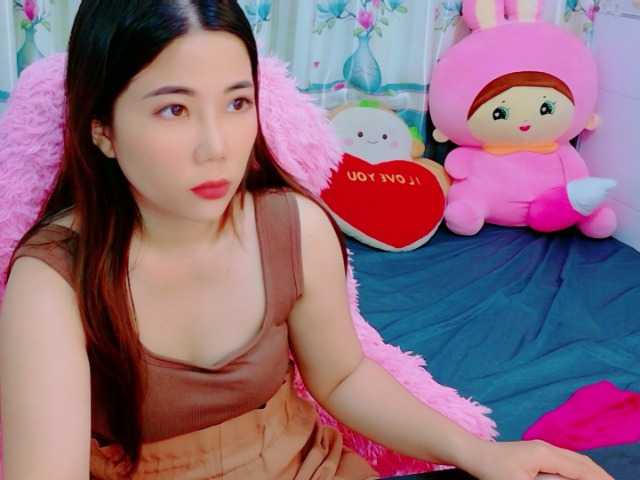 Queendy live cam on BongaCams