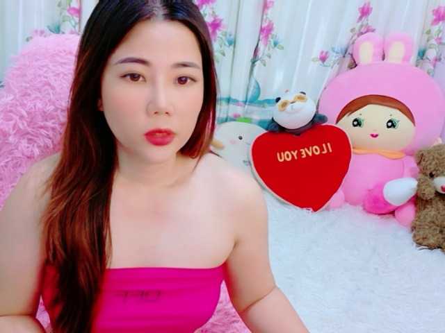 Queendy, en directo ahora en BongaCams