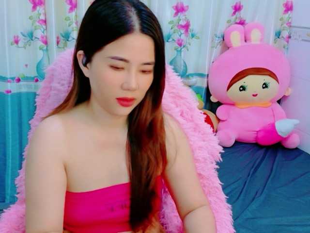 Queendy live cam on BongaCams