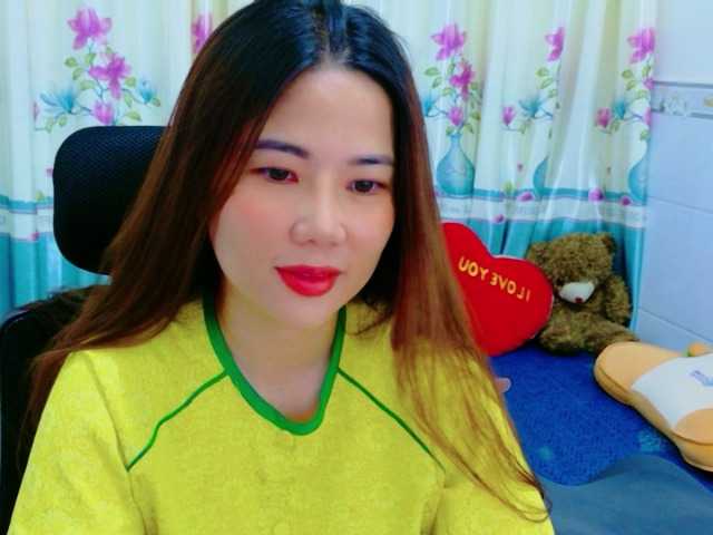 Queendy live cam on BongaCams