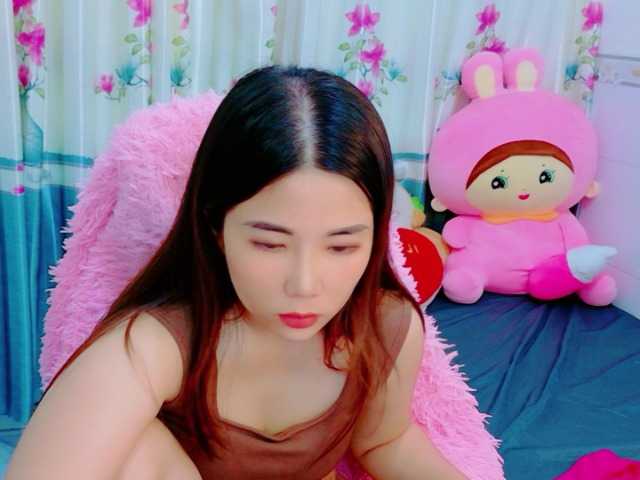 Queendy live cam on BongaCams