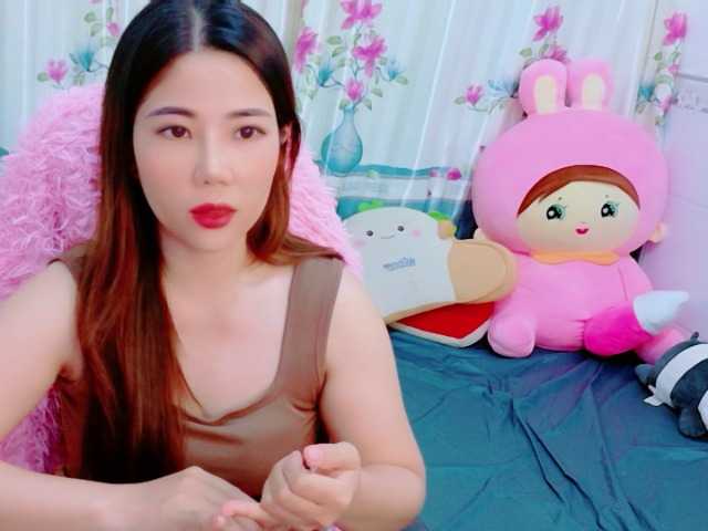 Queendy live cam on BongaCams
